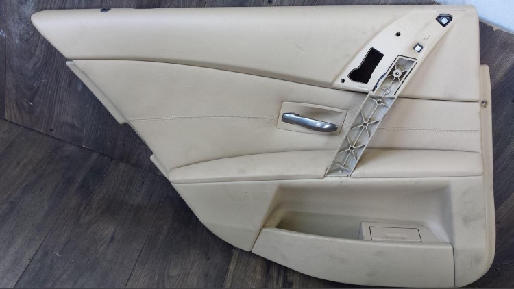 BMW e60 boczek tapicerka drzwi lewy tył beż skóra