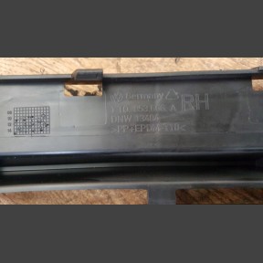 KRATKA ZDERZAKA PRAWA VW TOURAN 07-12 1T0853666A